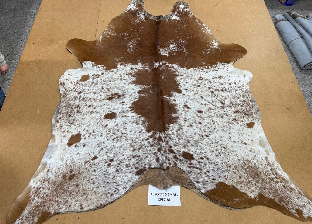 Small White Mix Cowhide Rug (PRE ORDER)
