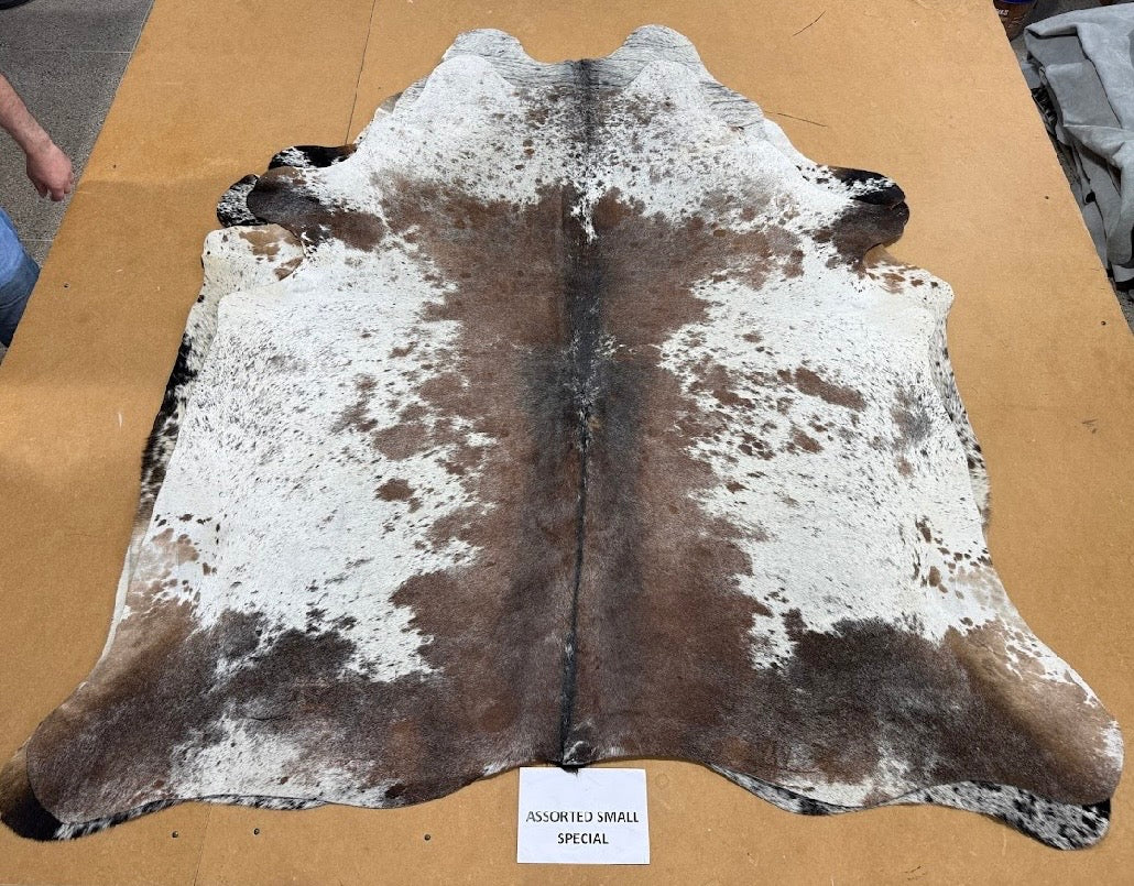 Small White Mix Cowhide Rug (PRE ORDER)