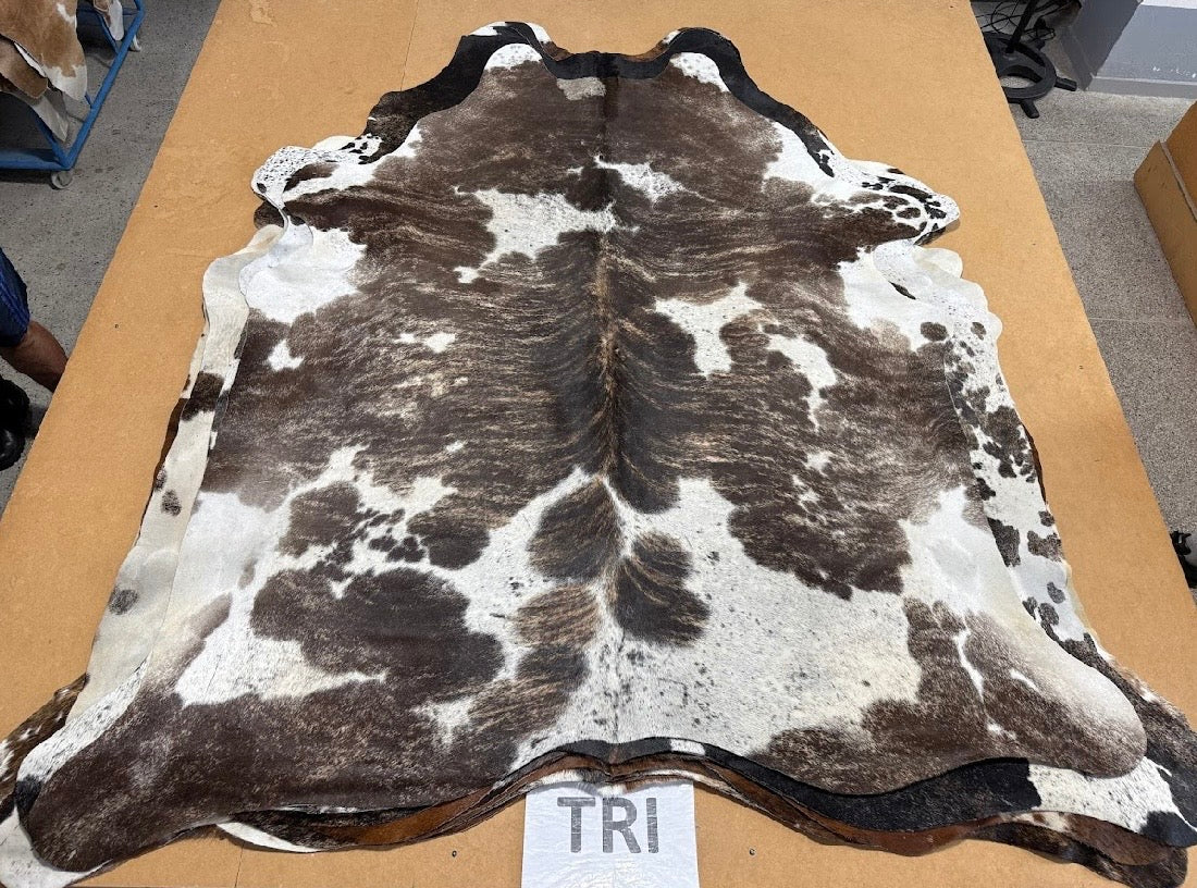 Large Tri Colour Cowhide Rug (PRE ORDER)