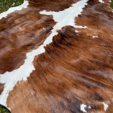 Premium Cowhide Rug 00018