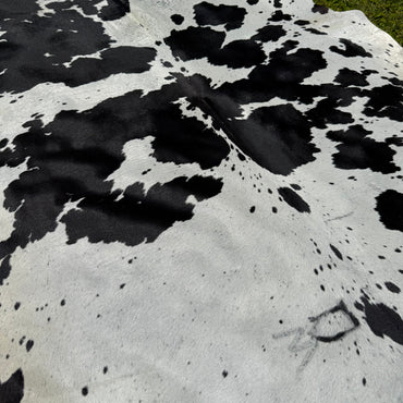 Premium Cowhide Rug 0005