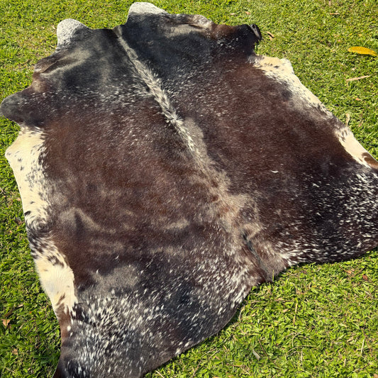 Premium Cowhide Rug 00040