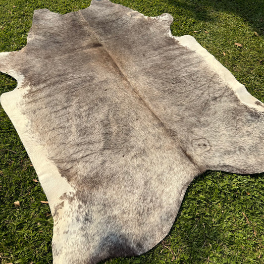 Premium Cowhide Rug 00031