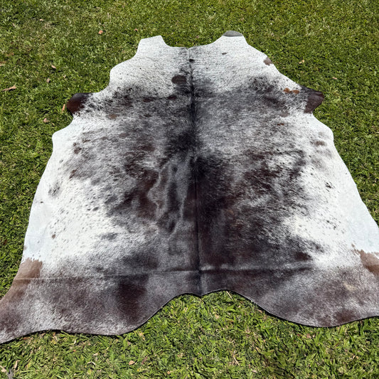 Premium Cowhide Rug 00014