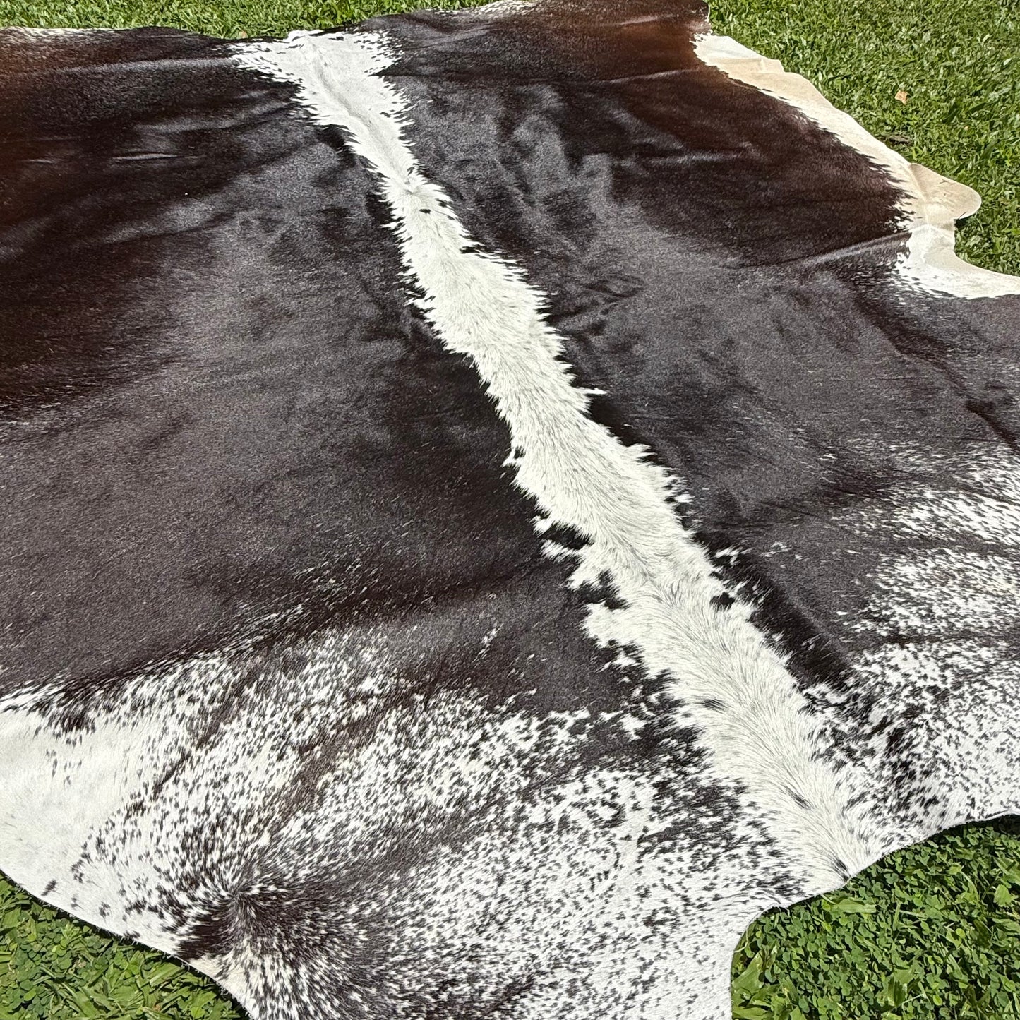 Large Premium Cowhide Floor Rug 09
