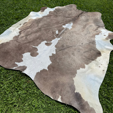 Large Premium Cowhide Floor Rug 59