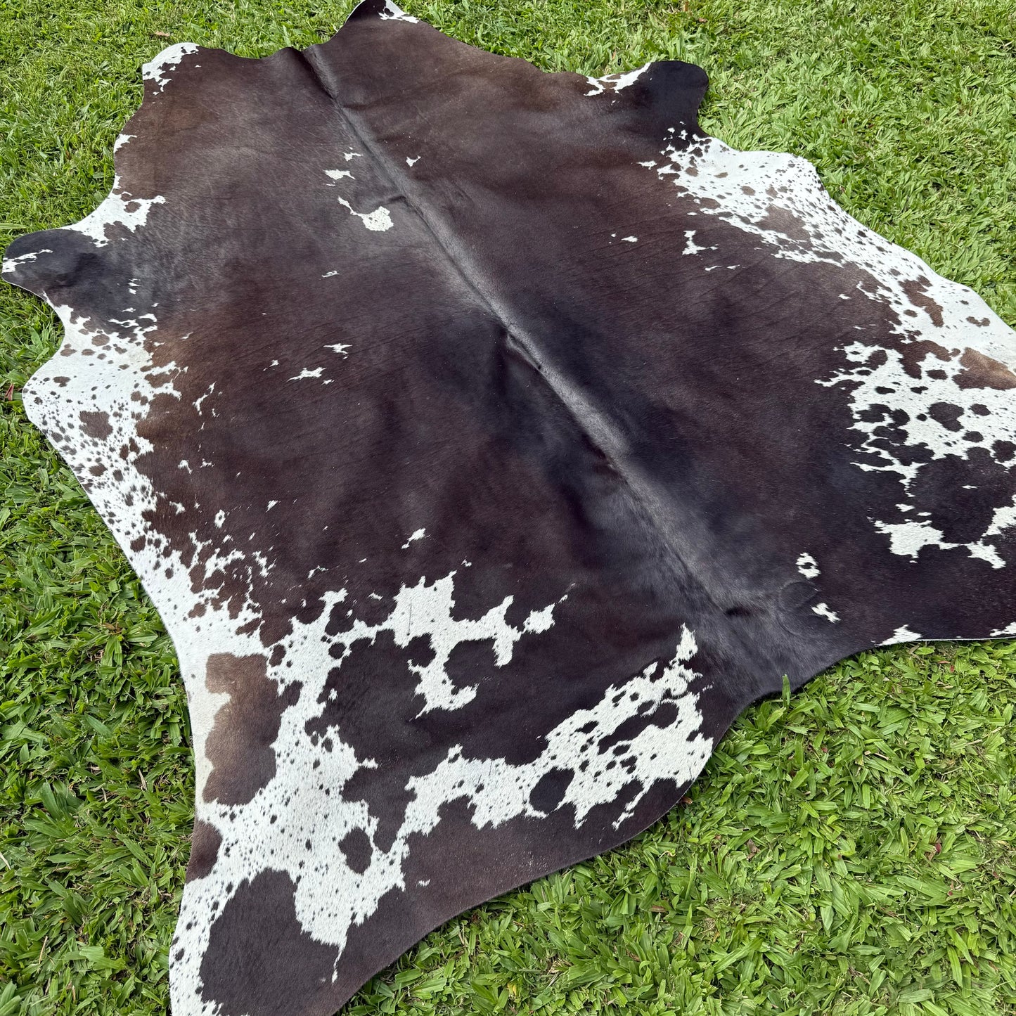 Large Premium Cowhide Rug 0013
