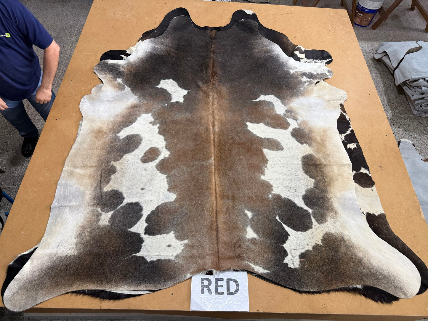 Premium Cowhide Rug 00038