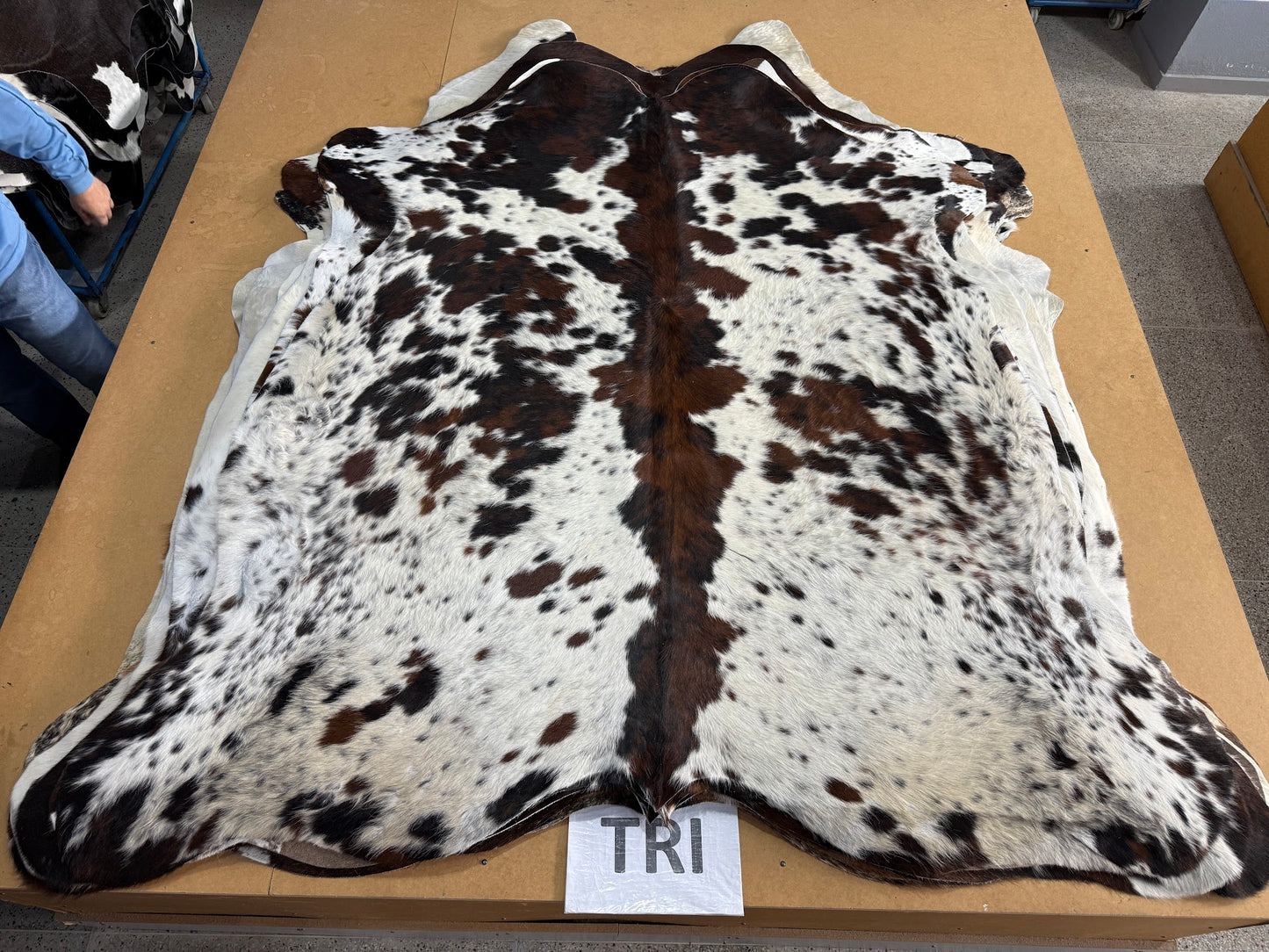 Premium Cowhide Rug (PRE ORDER) 00047