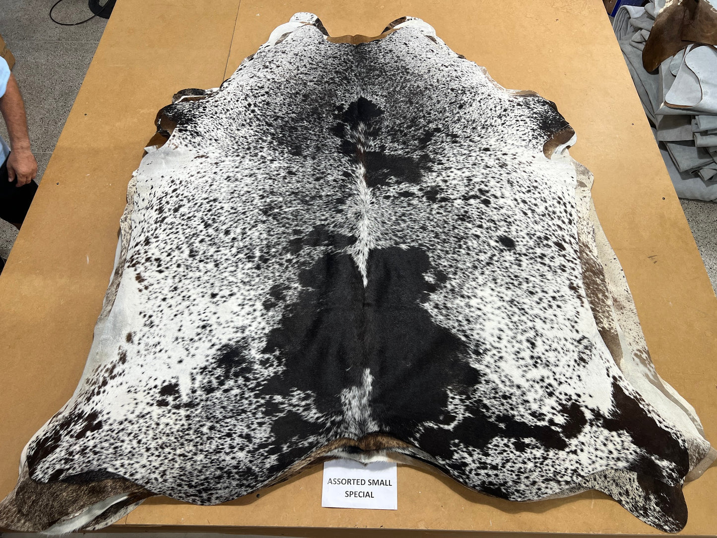 Premium Cowhide Rug  0007