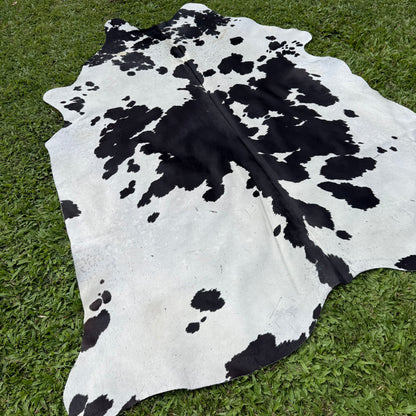 Large Premium Cowhide Rug 0022