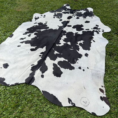 Large Premium Cowhide Rug 0022