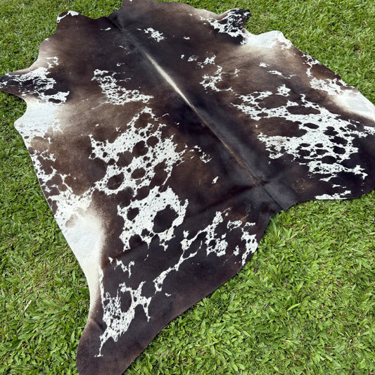 Large Premium Cowhide Rug 0024