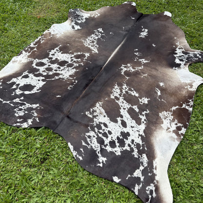 Large Premium Cowhide Rug 0024