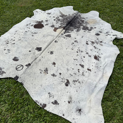 Large Premium Cowhide Rug 0026