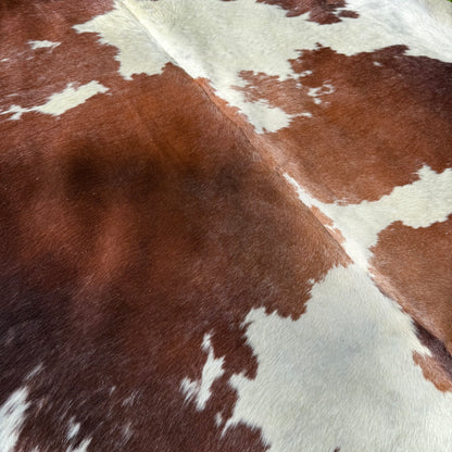 Premium Cowhide Rug 0034