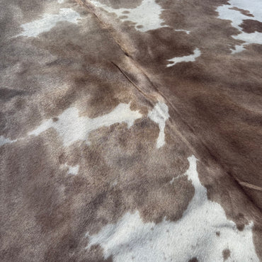Large Premium Cowhide Rug 0037