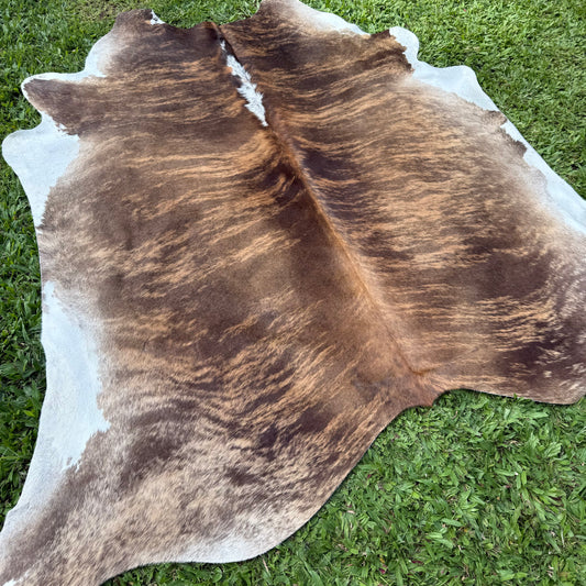 Large Premium Cowhide Rug 0044