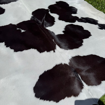 Small Black/White Cowhide Rug