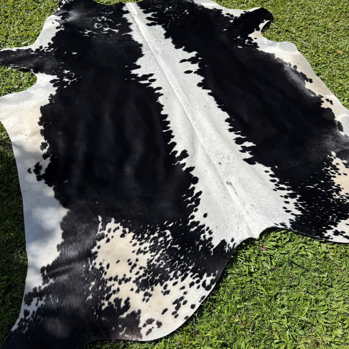 Large Black/White Cowhide Rug