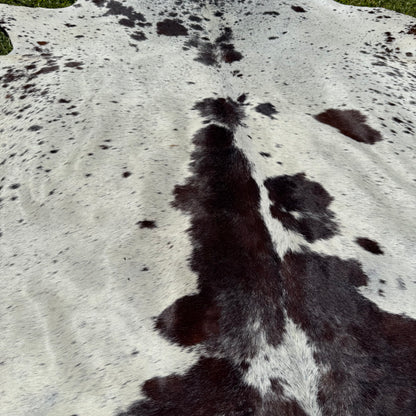 Premium Cowhide Rug 00019