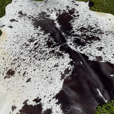 Premium Cowhide Rug 20001