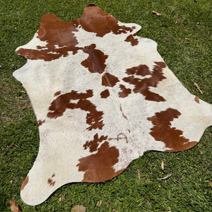 Premium Cowhide Rug 0004