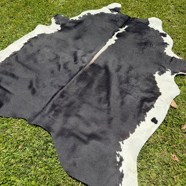 Premium Cowhide Rug 0002