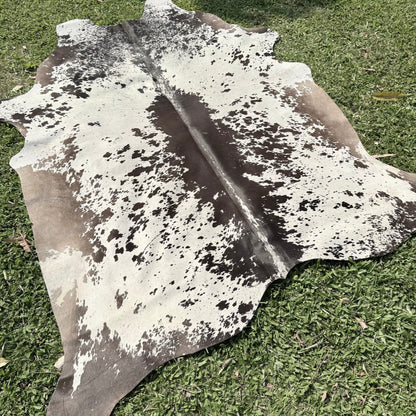 Premium Cowhide Rug 00039