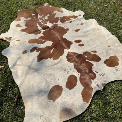 Premium Cowhide Rug 00029