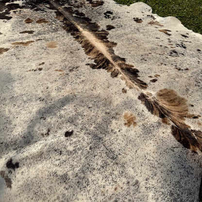 XL Premium Cowhide Rug 00046