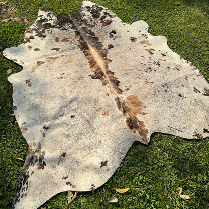 XL Premium Cowhide Rug 00046