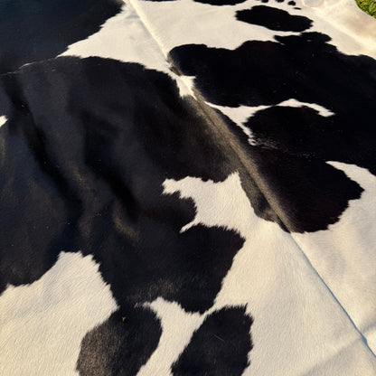 XL Premium Cowhide Rug 00026