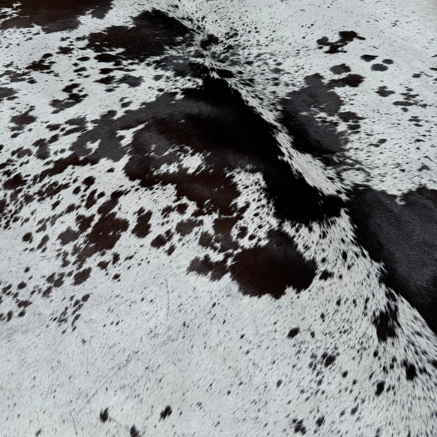 Premium Cowhide Rug 0009