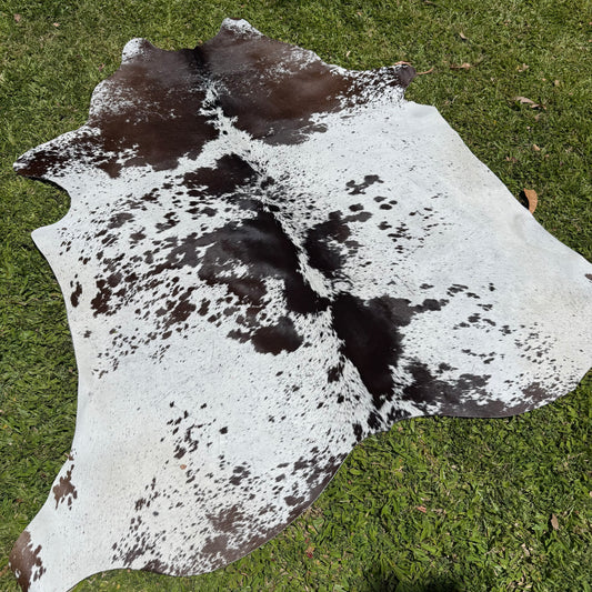 Premium Cowhide Rug 0009
