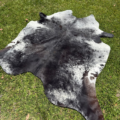 Premium Cowhide Rug 00017