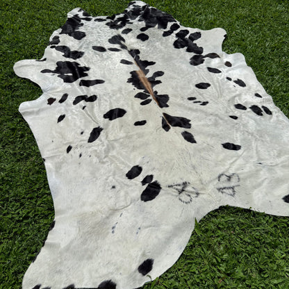 Large second grade Cowhide Floor Rug 30