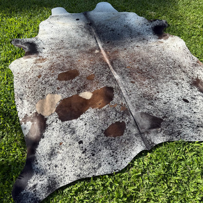 SP/BR Cowhide Rug 3
