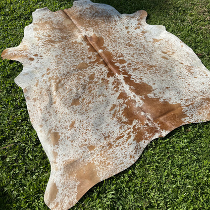 SP/BR 5 Cowhide Rug
