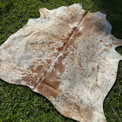 SP/BR 5 Cowhide Rug