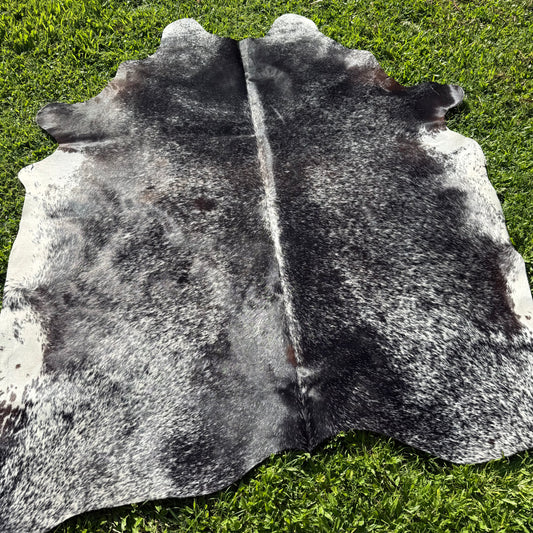 TRI 7 XL Cowhide Rug