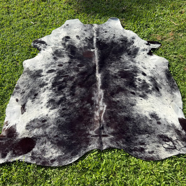 TRI 10 XL Cowhide Rug