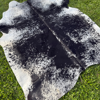 SP/BL Cowhide Rug 20