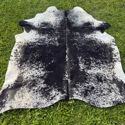 SP/BL Cowhide Rug 20