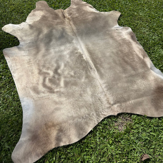 Premium Cowhide Rug 003