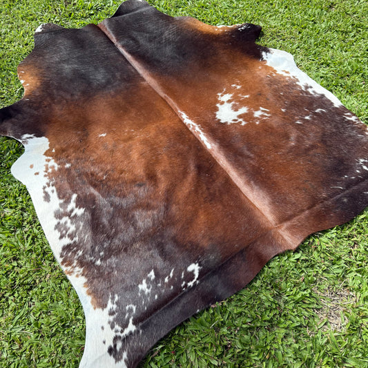 Premium Cowhide Rug 005