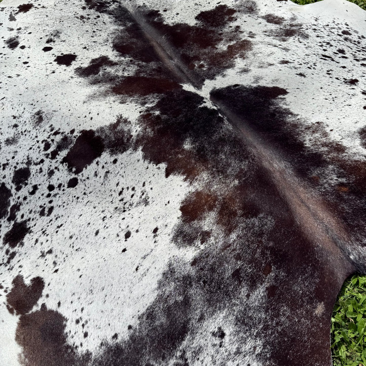 Large Premium Cowhide Rug 007