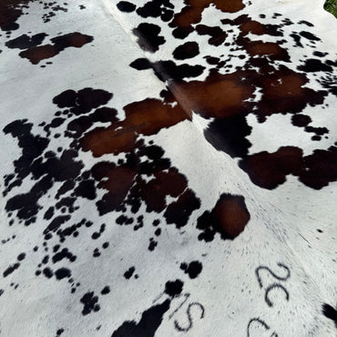 Large Premium Cowhide Rug 008