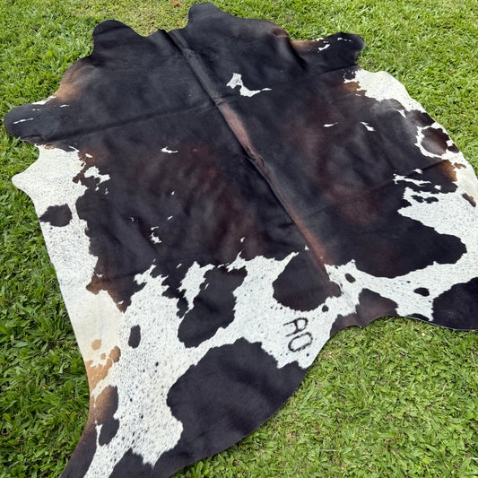 Large Premium Cowhide Rug 0010