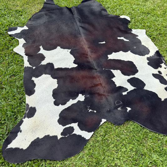 Large Premium Cowhide Rug 0011